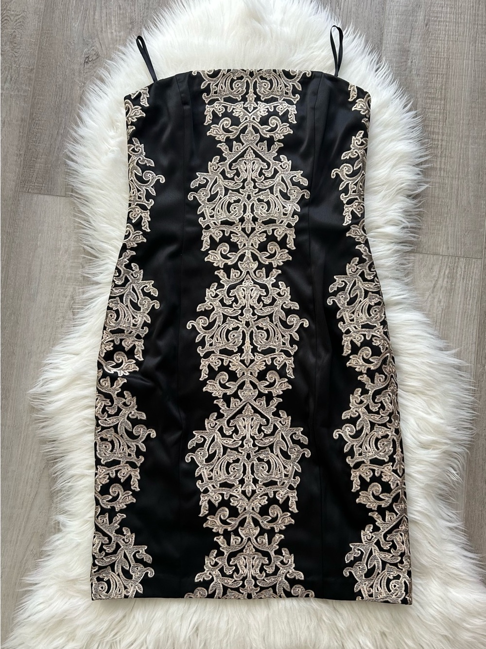 NWT Le Chateau Size S Strapless Cocktail Dress Black Satin Cream Embroidery - Picture 8 of 16